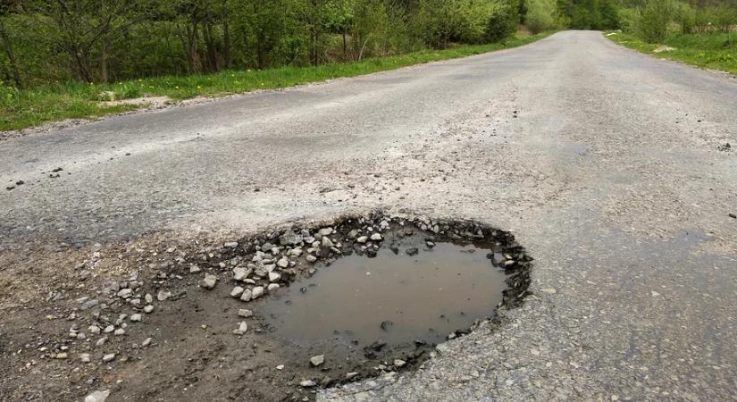 Ezt rontja el rengeteg magyar a kátyú bejelentése, kátyúkár esetén: futhatnak a pénzük után