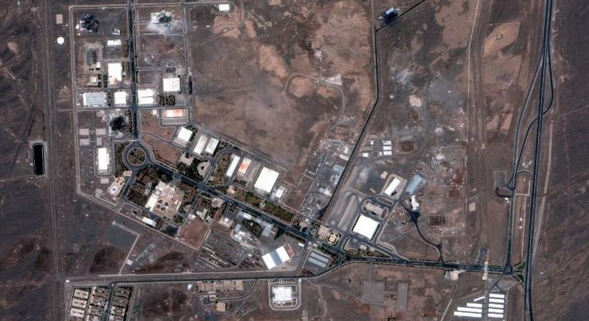 Irán rendkívüli ülésen jelentette be: nukleáris létesítményt ért légicsapás