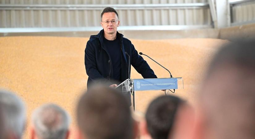 Szijjártó: a Gabért Takarmány Kft. kétmilliárd forintos beruházást hajt végre Mezőlakon
