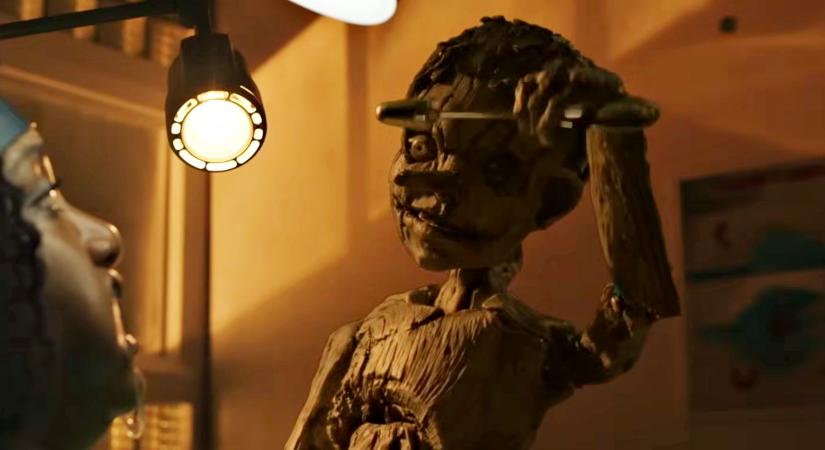 Megjött a Pinokkió horrorváltozatának első, beteg előzetese, melyben a rémisztő címszereplő faorrával mészárol le fiúkat és lányokat, hogy emberré váljon