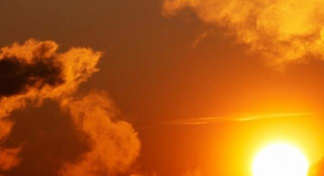 Még kedden is szűrheti sivatagi por a napsütést