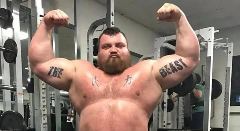 Ilyen az, amikor egy profi bokszoló megüti a világ legerősebb emberét – videó