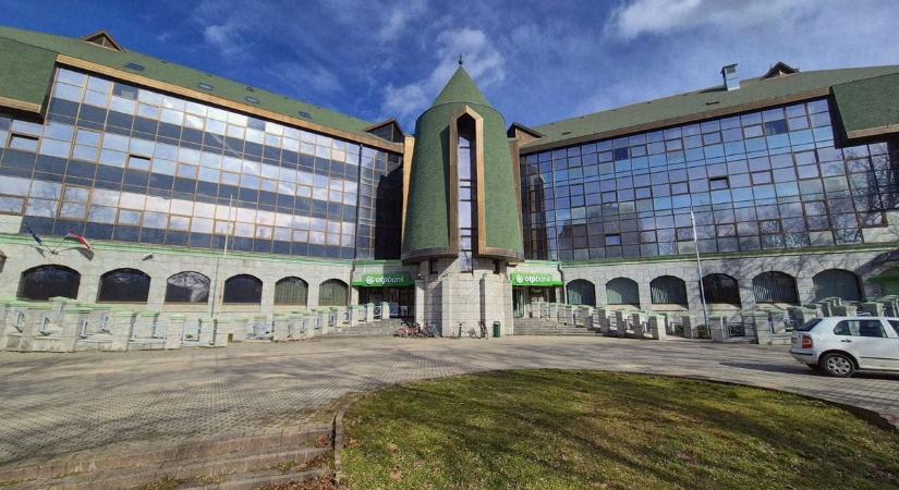 Bezárt a fehérvári OTP fiók, ideiglenesen új helyre költözik