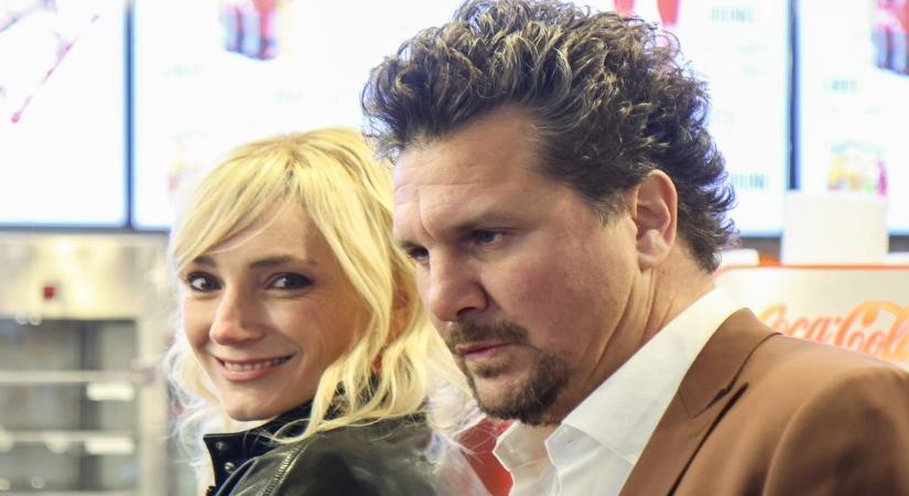 Borbély Alexandra és Nagy Ervin ikerlányai mindennél cukibbak ezen a képen