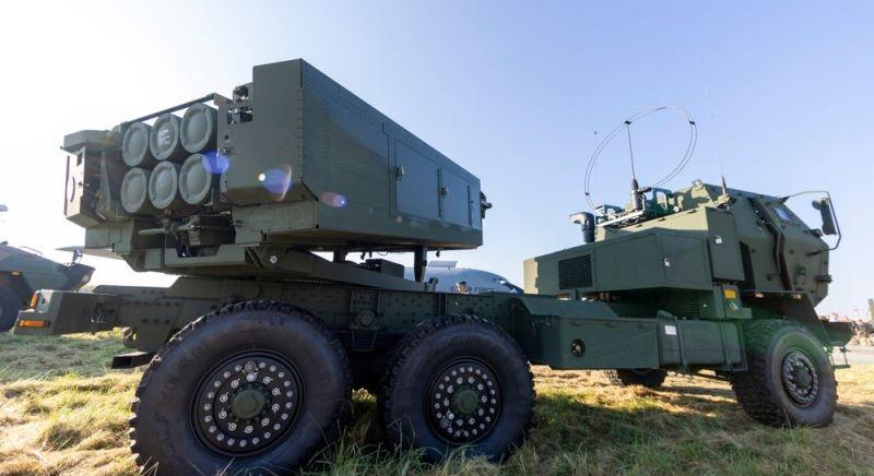 Mi lesz itt? Kijev helyett Győrbe viszik a HIMARS rakétavetőket