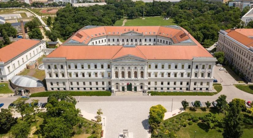 „Csak azok az országok maradnak talpon, amelyek képesek saját érdekeik mentén dönteni”