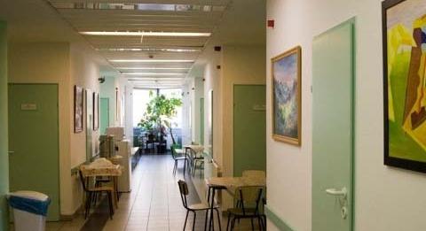 Összeomlik a budapesti pszichiátriai ellátás: 27 orvos mond fel, ha nem váltják le a Nyírő Gyula főigazgatóját