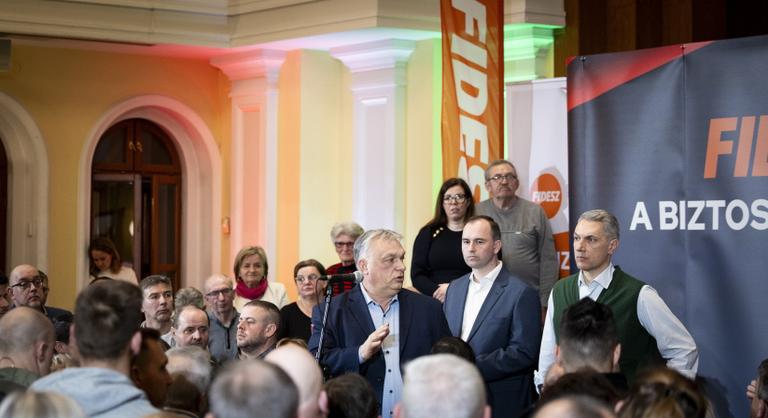 Orbán Viktor: Nem szeretnék úgy választásba menni, hogy gazdasági káosz bontakozik ki az ország horizontján