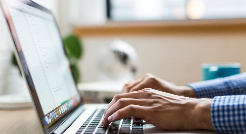 Németországban jegyzik be a Direkt36-ot, hogy nagyobb védettsége legyen