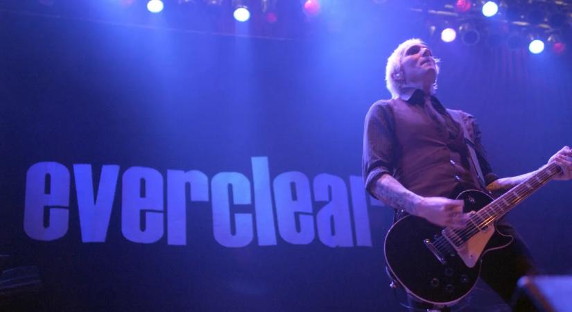 „Van remény” – megrendítő vallomást tett betegségéről a rocksztár