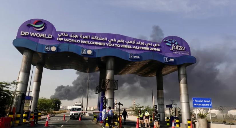 A teraszról láttam, ahogy kilőnek egy légvédelmi rakétát. Vannak olyan detonációk, hogy néha beleremegnek az ablakok