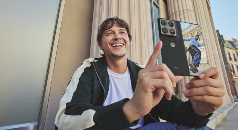 Gigaakkuval érkezik a Motorola új hajlítható mobilja