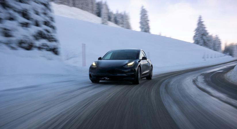 Kőkemény teszt, valós számok: így teljesítenek a villanyautók hidegben