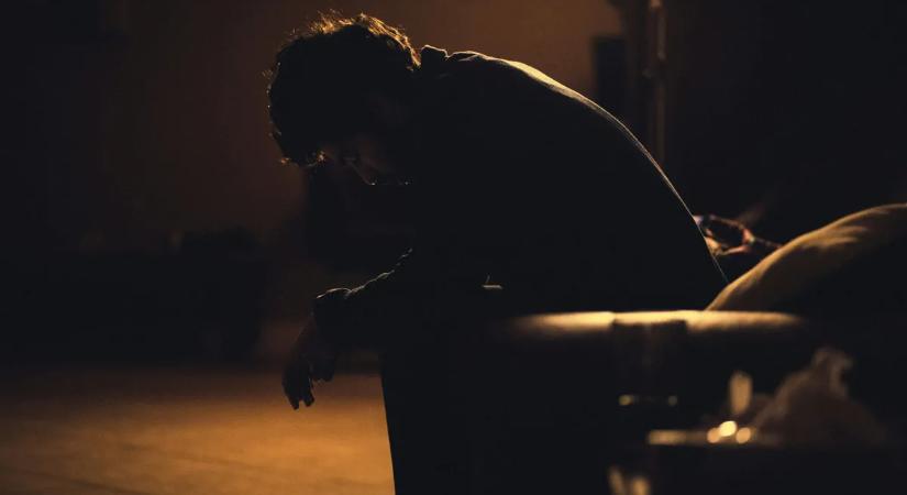 Ezért veszélyes a magasan funkcionáló depresszió – mutatjuk a jeleket