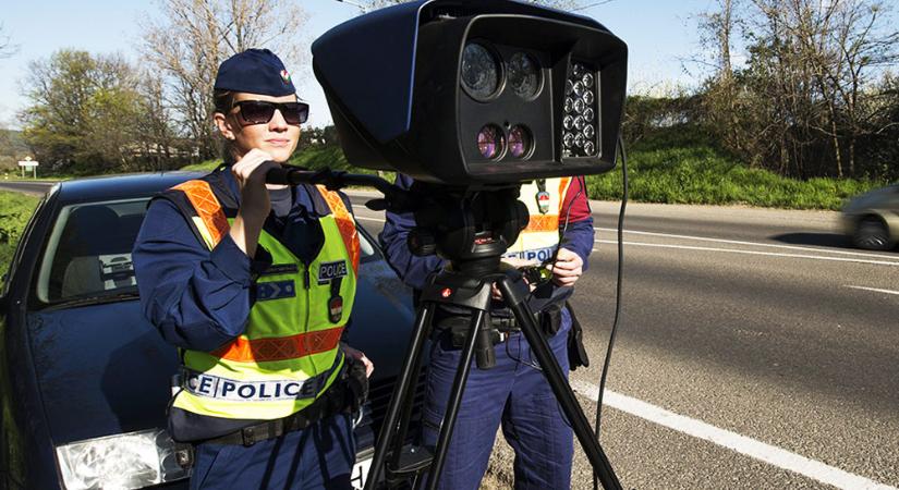 Szemkápráztató bírságösszeget mutatott a rendőrség