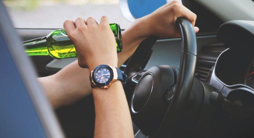 Ugrott a jogsi, majd kattant a bilincs Veszprémben