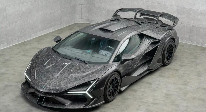 1120 lóerőre hergelték fel a Lamborghini Revueltót