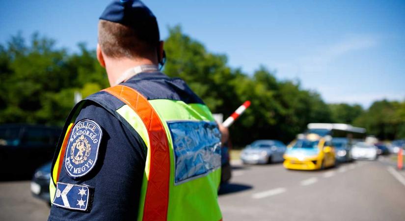 Durvább, mint hittük: ennyit keres valójában egy magyar rendőr 2026-ban