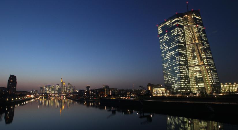 Fájdalmas lesz Európában az iráni háború: elszálló inflációt és gyenge gazdaságot jósol az EKB