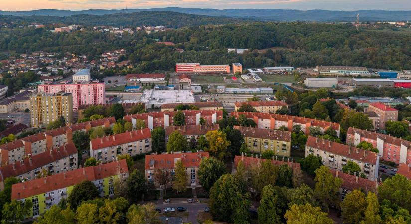 Tovább fogy a lakosság, már 23 ezer alatt a Komlón élők száma