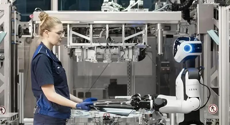A BMW lipcsei gyárában indul a humanoid robotok pilotprojektje
