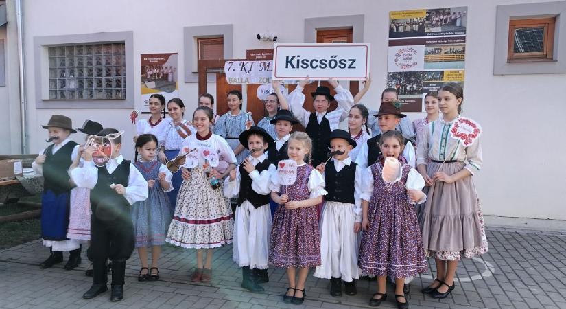 Népművészeti Ki mit tud? a Kultúrpajtában (galéria  videó)