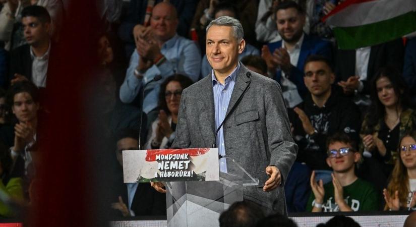 Exkluzív bepillantás a kulisszák mögé: kiderült, hogyan készülnek valójában a népszerű Lázár babák