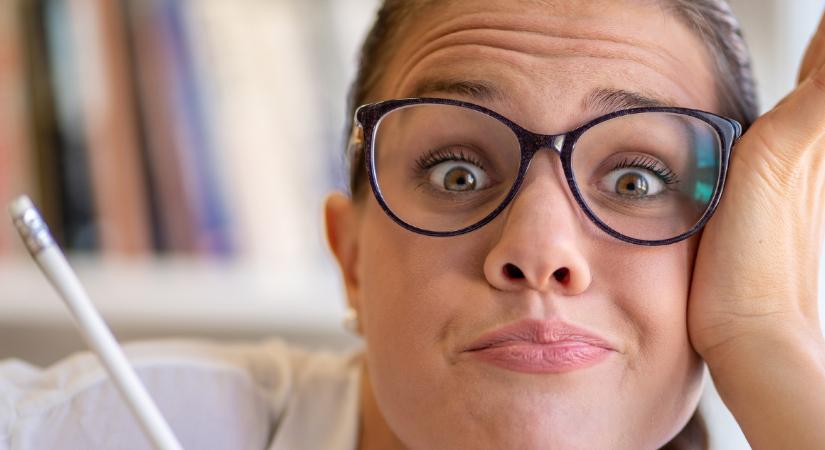 Helyesírási kvíz – ez a 10 mondat kifoghat rajtad!