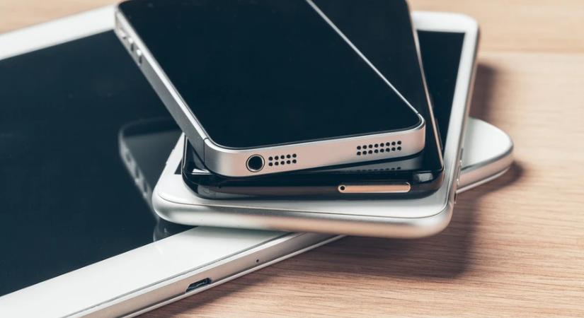 IDC kutatóintézet: mintegy 13 százalékkal csökkenhetnek az okostelefon-kiszállítások az idén