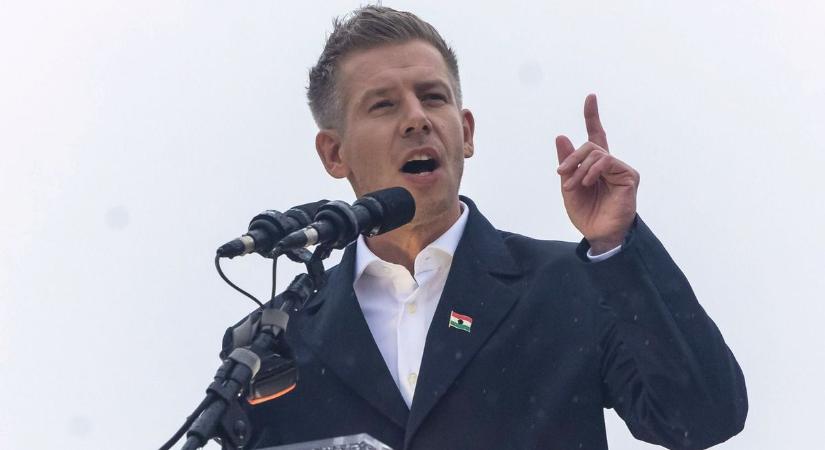 Magyar Péter tart a kudarctól, a tiszások már javában készülnek a március 15-ei buszoztatásra