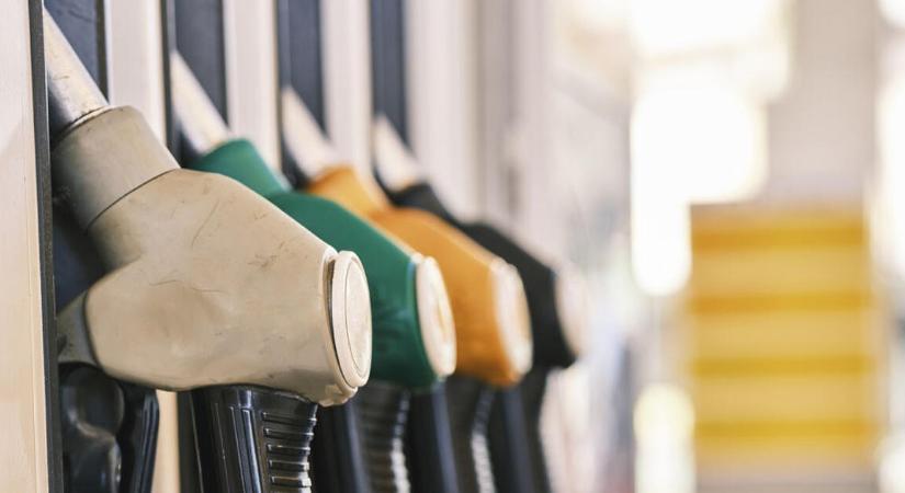 Még drágább lesz a benzin és a dízel is szerdától