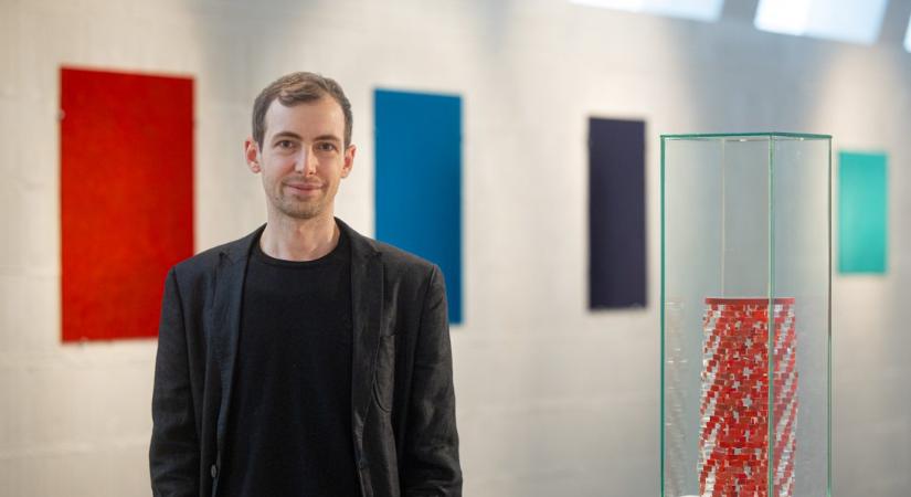 Ábel Tamás: Az üvegben van valami ősi és megismételhetetlen