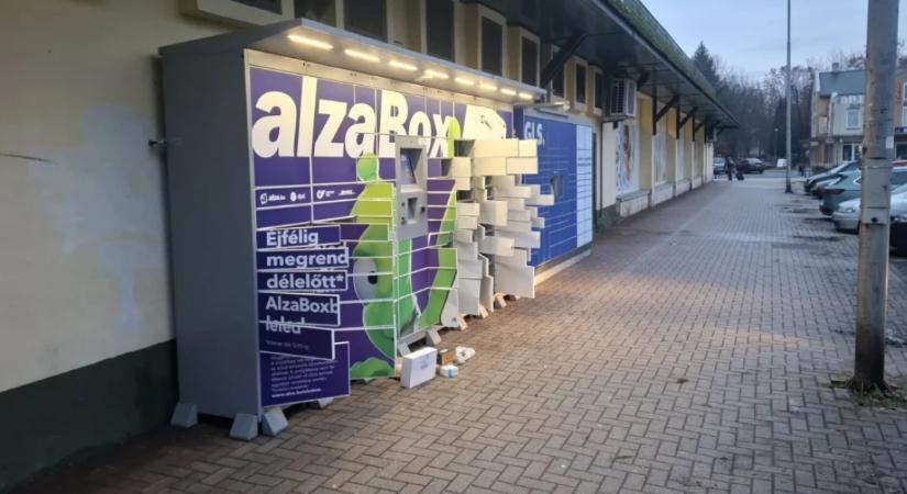 Elfogták a Tiszaújvárosban csomagautomatát kifosztó férfit