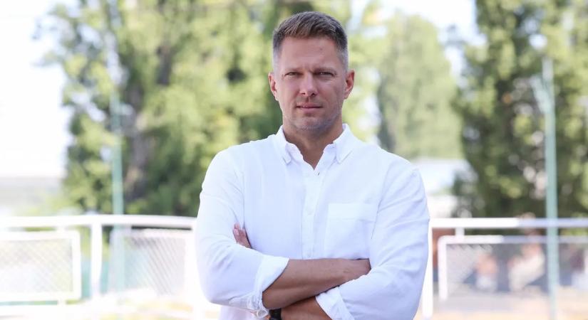 Beszédes fotó: Máris babázásra készül a Nagy Ő?