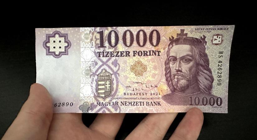 Egyre többen használják az ingyenes utalást: erre ugyanis van lehetőség minden bankból