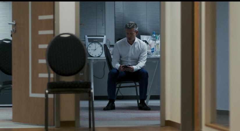 Egy hónappal a parlamenti választás előtt kerül mozikba a Magyar Pétert bemutató dokumentumfilm