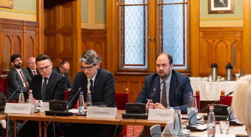A kollektív bűnösség elvét tükröző bármely jogszabály elfogadhatatlan – szögezte le az Országgyűlés Külügyi Bizottsága