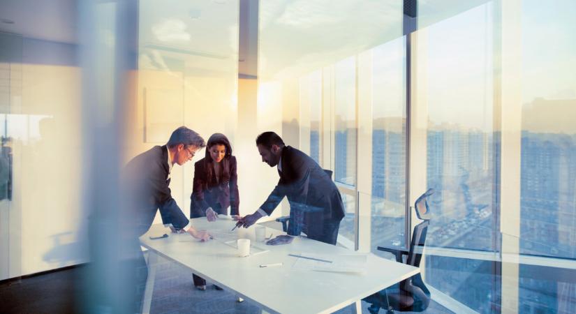 Válsághelyzet a Közel-Keleten: fontos közleményt adott ki a magyar biztosító