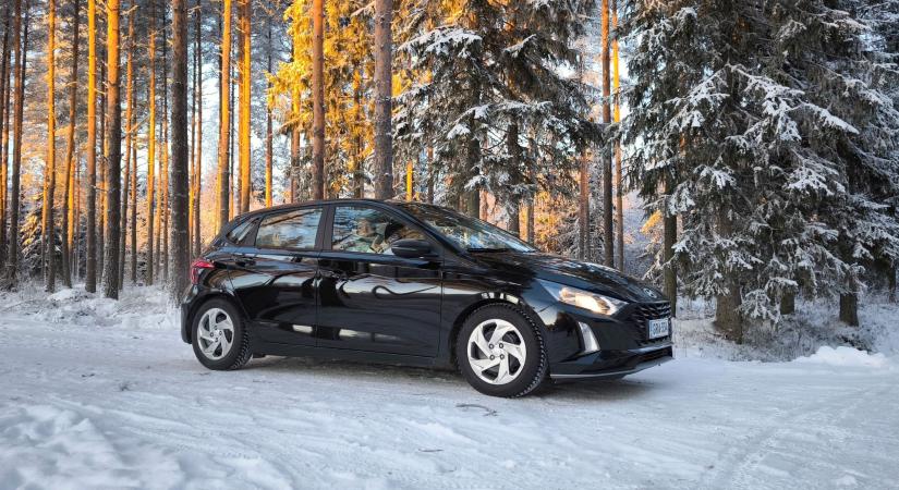 Bérelj autót, és irány az északi sarkkör, -35 fok és tükörjéggel borított utak. Jó móka lesz!