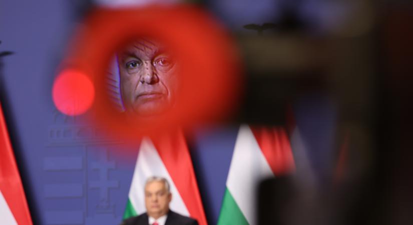 Német közgazdászprofesszor: A populisták katasztrófakoktélja árt a gazdaságnak és a jólétnek, erre példa Orbán Duna-autokráciája