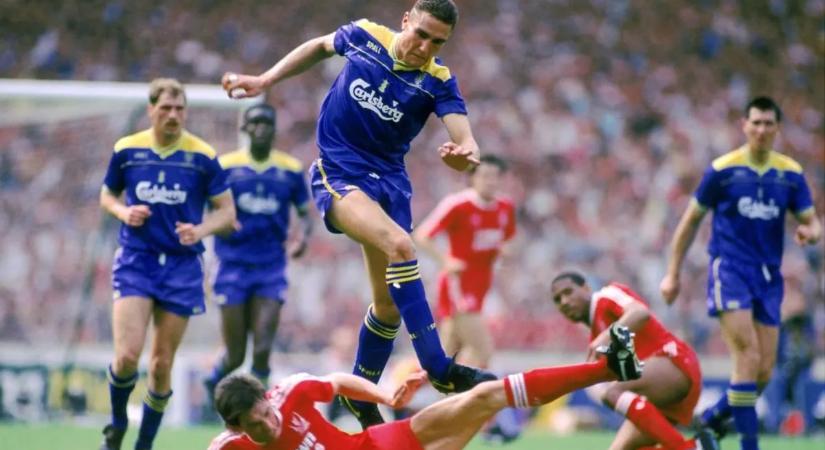 A csapat, amely nem ismer pardont – íme, Vinnie Jones legkeményebb tizenegye!