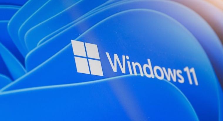 Egy felhasználó Windows 10-es gépre gyorsan 11-re frissített, amíg ő zuhanyzott