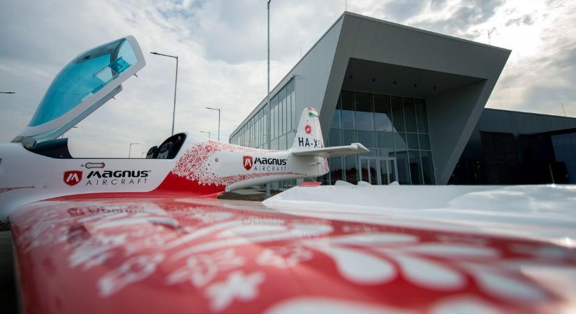 Elképesztő magyar dobás Kínában – saját modelljeit gyártja Sanghaj mellett a pécsi repülőgyár