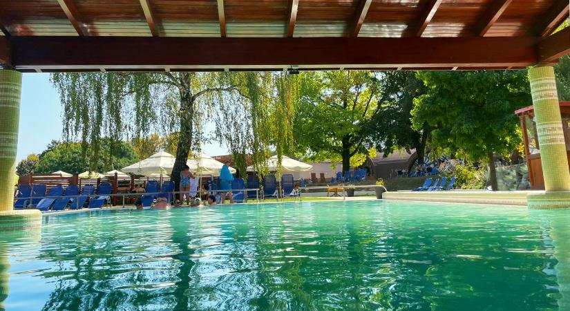 Különleges gyógyvíz a Dunántúlon, ami megéri az árát