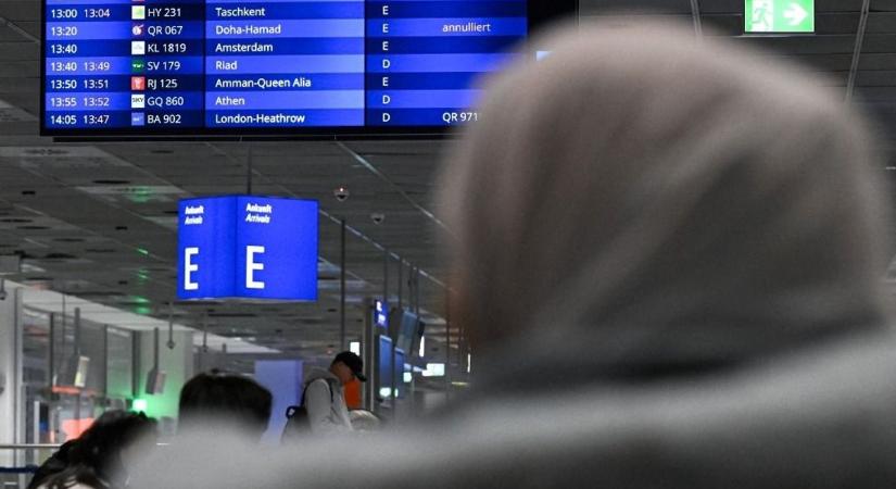 Az iráni háború miatt mélyen a zsebébe kell nyúlnia annak, aki Ázsiába repülne - kevés a járat, horribilis összegekbe kerülnek a jegyek