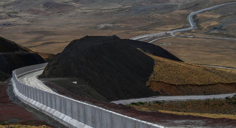 Kijött a friss elemzés: az iráni háború miatt migránsok milliói fognak megindulni Európa felé