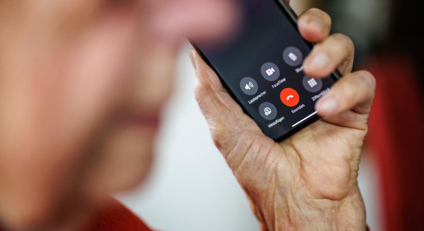 Nyitva van a kalászi posta? Elképesztő mondatok a 112-es segélyhívón