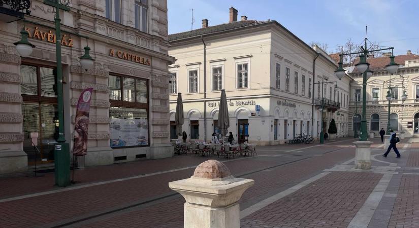 Újabb meglepetés fogadta a Klauzál tér járókelőit Szegeden