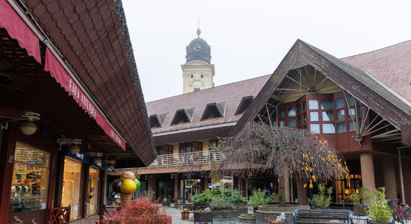 Világmárka költözött Debrecen belvárosába – fotóval!