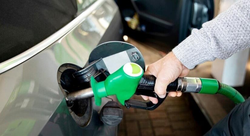 Brutális drágulás a kutakon: szerdától alaposan a zsebünkbe kell nyúlni a benzin és a gázolaj miatt